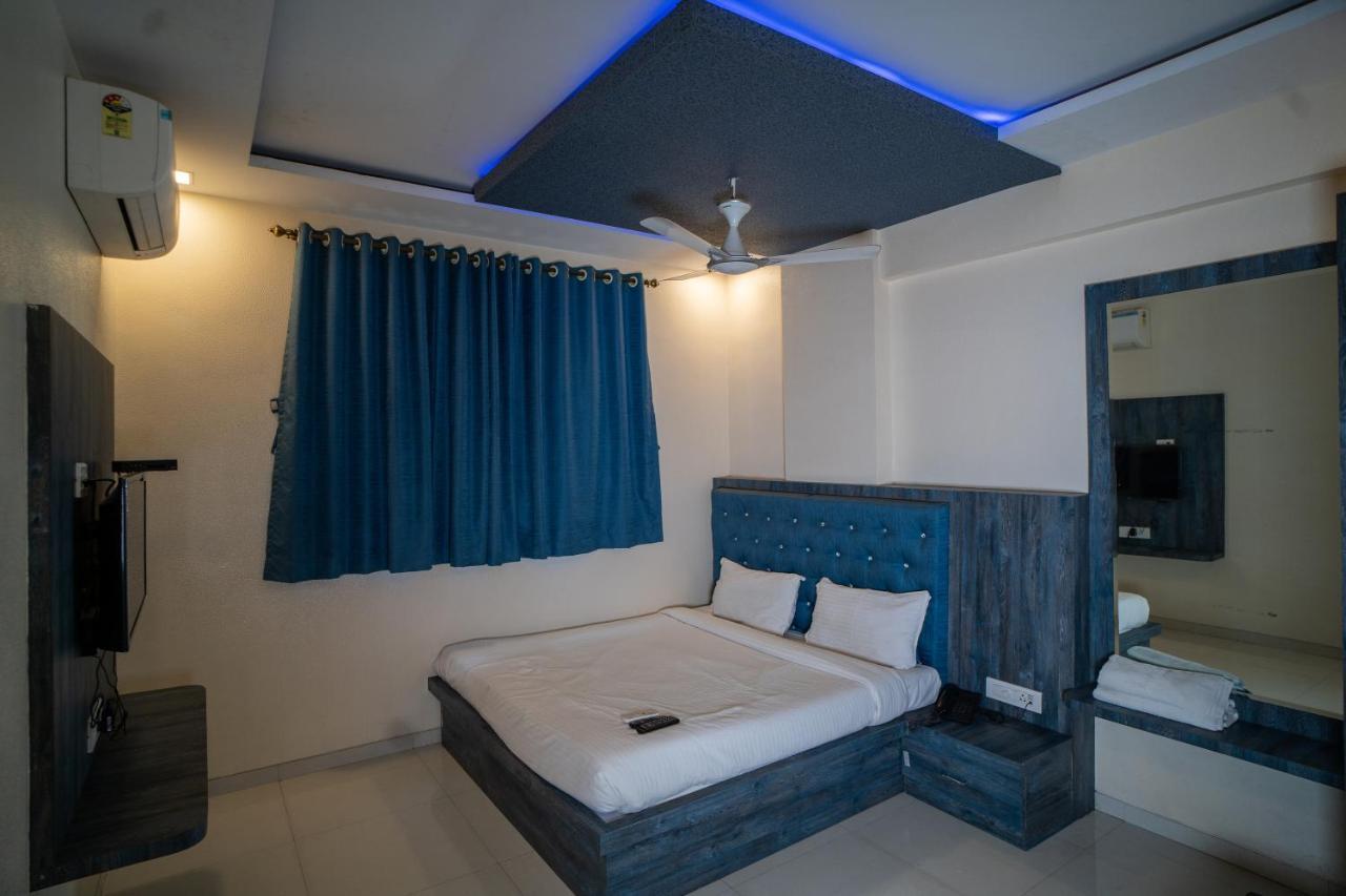 Hotel Mari Aai Residency Navi Mumbai Kültér fotó