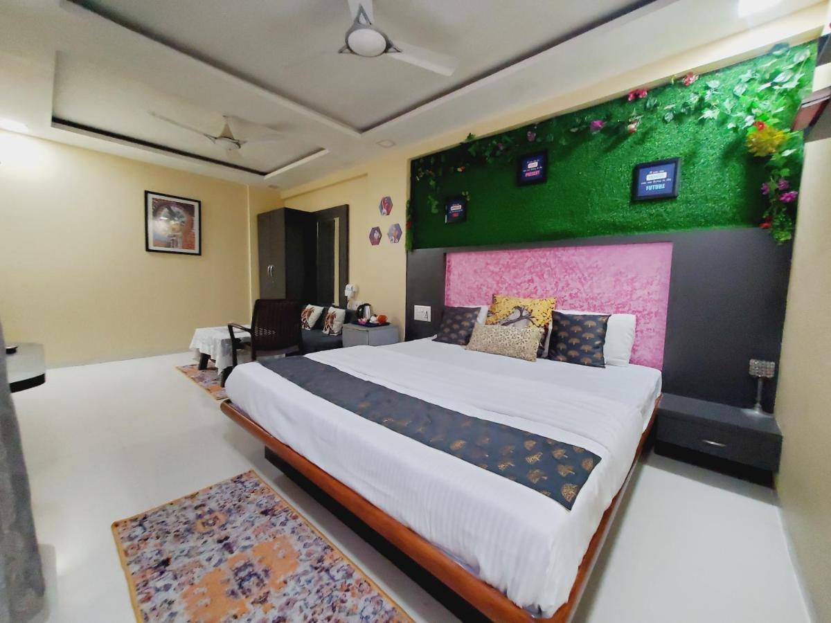 Hotel Mari Aai Residency Navi Mumbai Kültér fotó