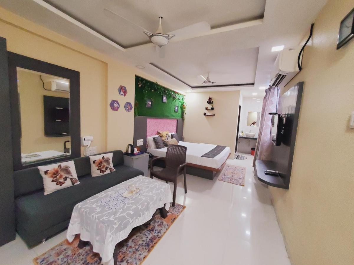 Hotel Mari Aai Residency Navi Mumbai Kültér fotó