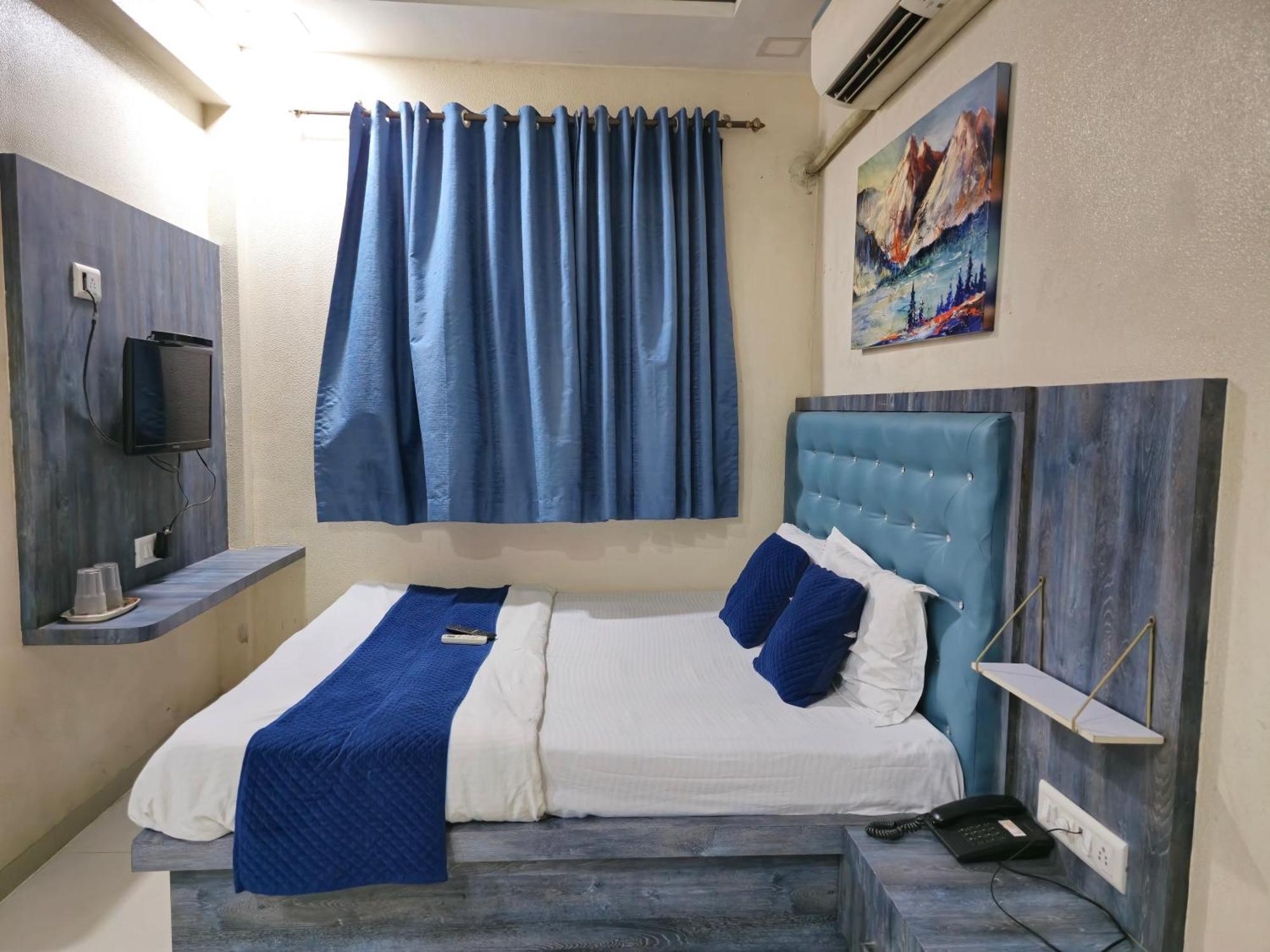 Hotel Mari Aai Residency Navi Mumbai Szoba fotó