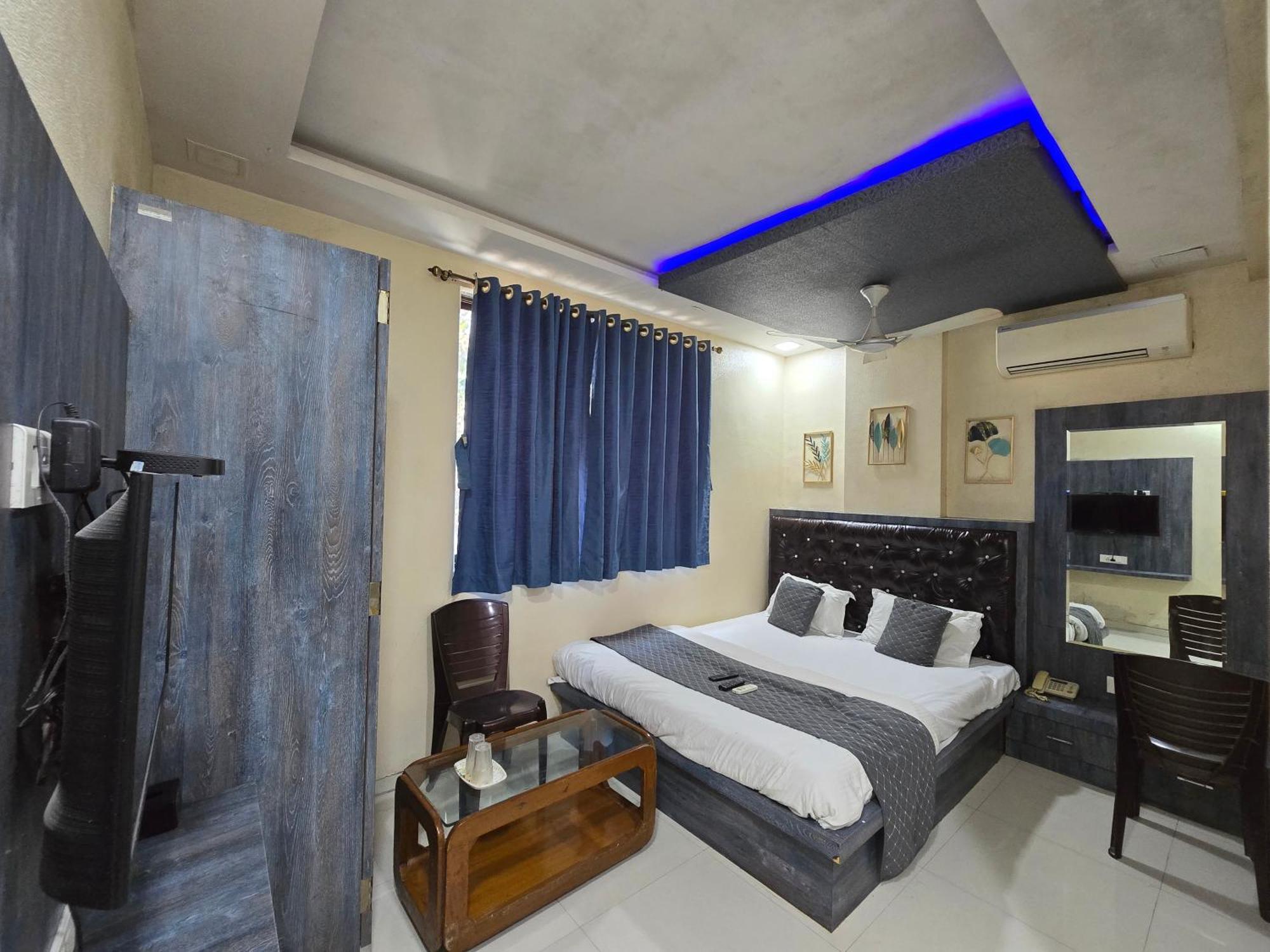 Hotel Mari Aai Residency Navi Mumbai Szoba fotó